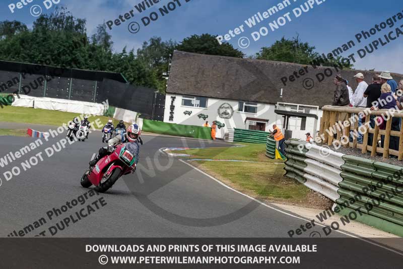 Vintage motorcycle club;eventdigitalimages;mallory park;mallory park trackday photographs;no limits trackdays;peter wileman photography;trackday digital images;trackday photos;vmcc festival 1000 bikes photographs